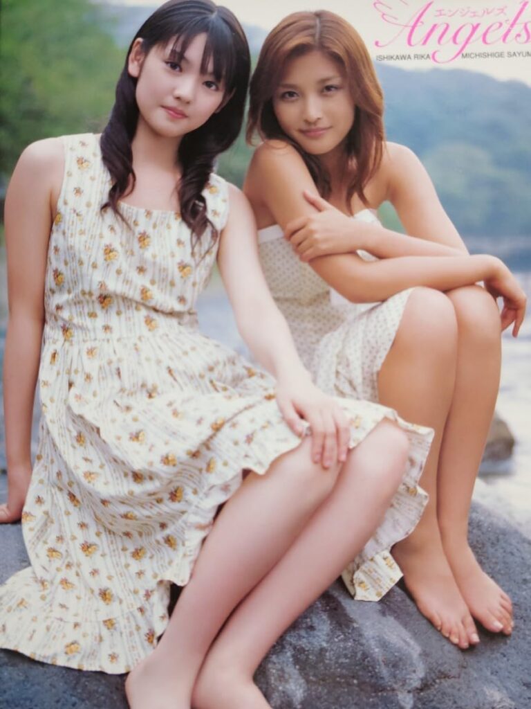 【写真集】石川梨華・道重さゆみ写真集『エンジェルス』