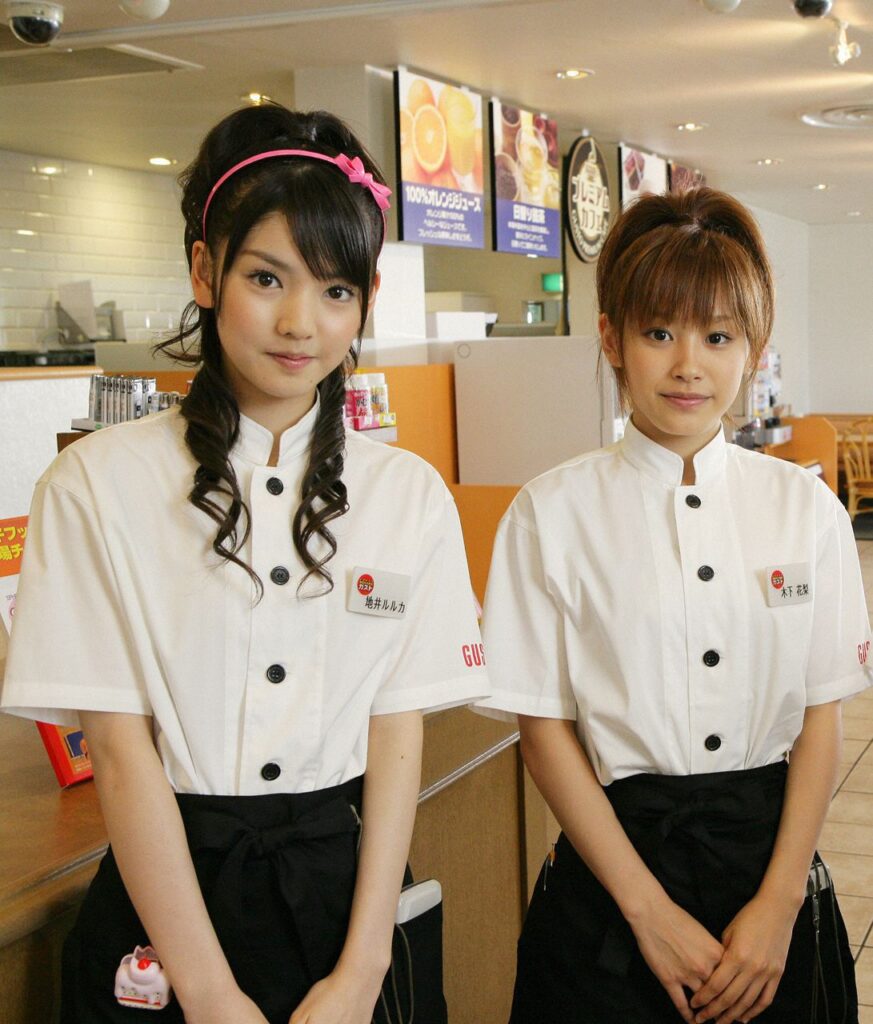 【デジタル写真集】（高橋愛 亀井絵里 道重さゆみ 田中れいな）Hello! Project Digital Books Vol.056