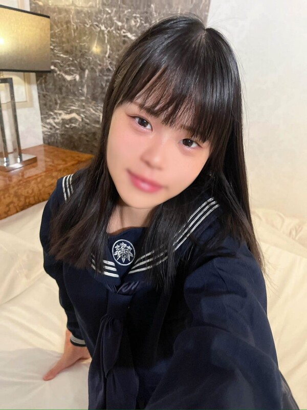 FC2-PPV-4613639【無修正・清純黒髪ロング】!清純セーラー服美●女との濃密すぎるデートは痙攣する膣内に大量中出しの種付けセックス!!
